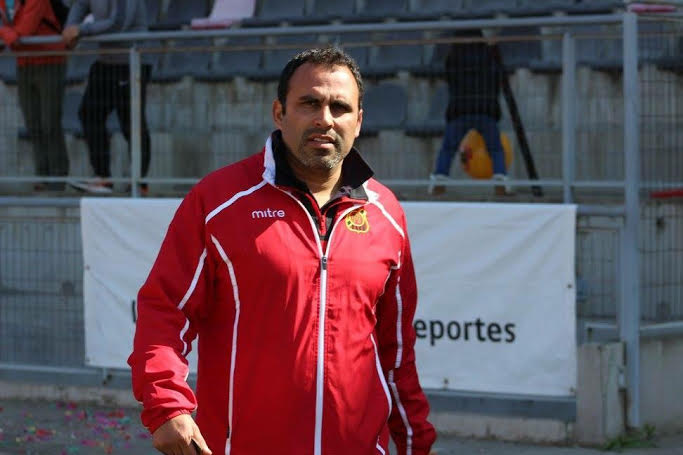 Carlos Videla Técnico Sub 16 Rangers.