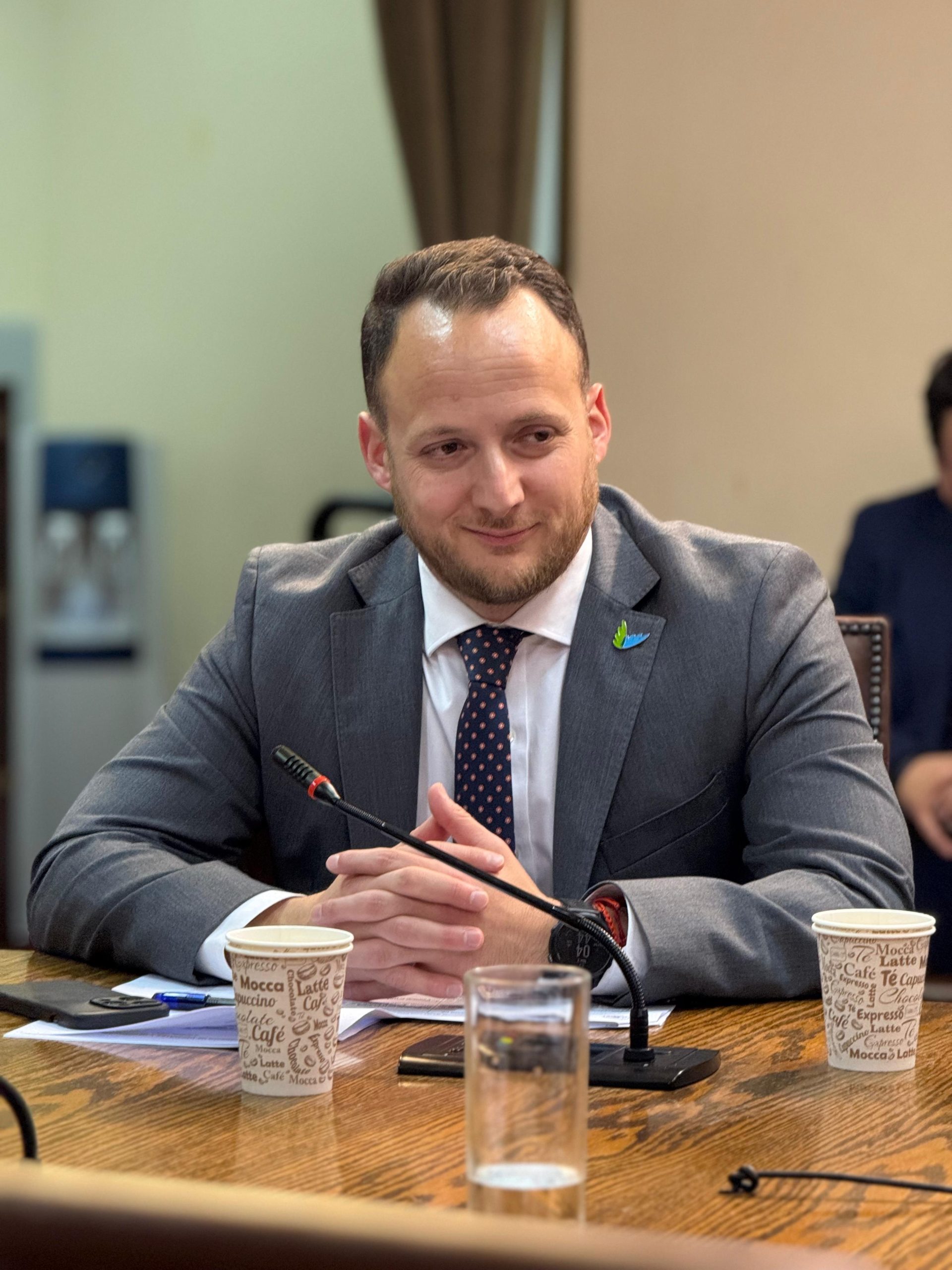 Entrevista: Conversamos con el Diputado Jorge Guzmán Zepeda.