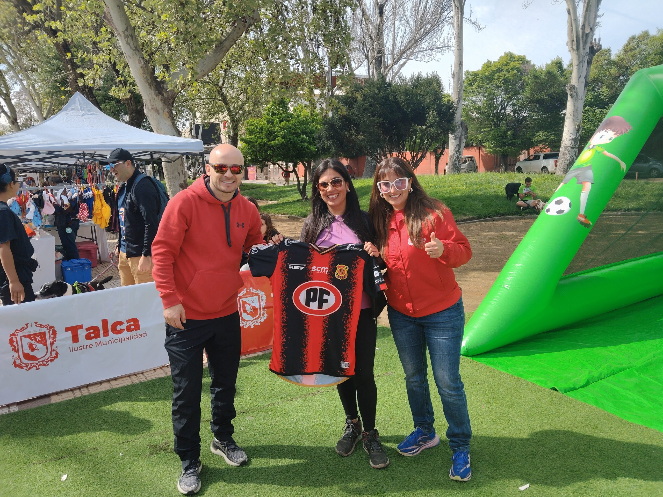 Alameda para Todos, Corrida Canina en Talca.