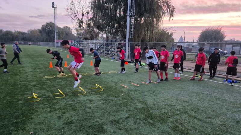 ESCUELA DE FUTBOL CORP. MUNICIPAL